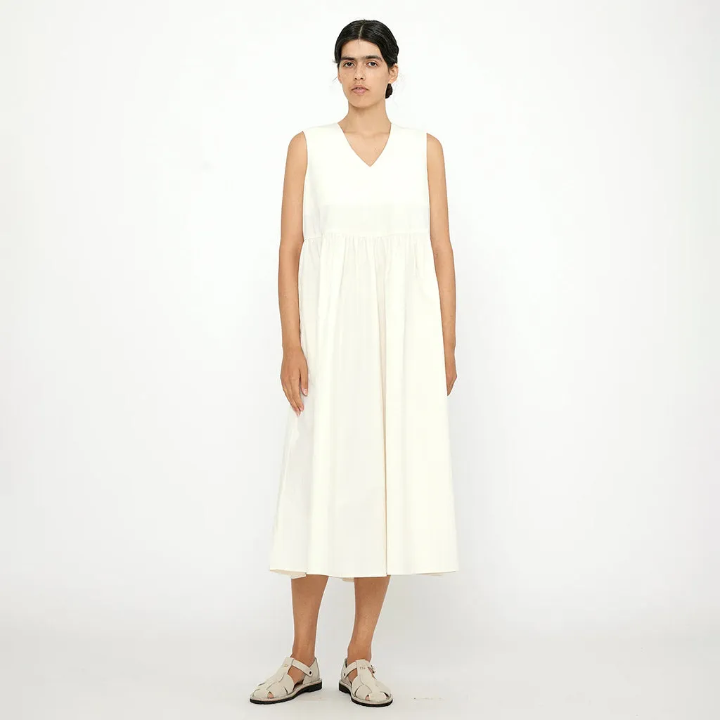 7115 By Szeki Woman Papery V-Neck Dress Off-White