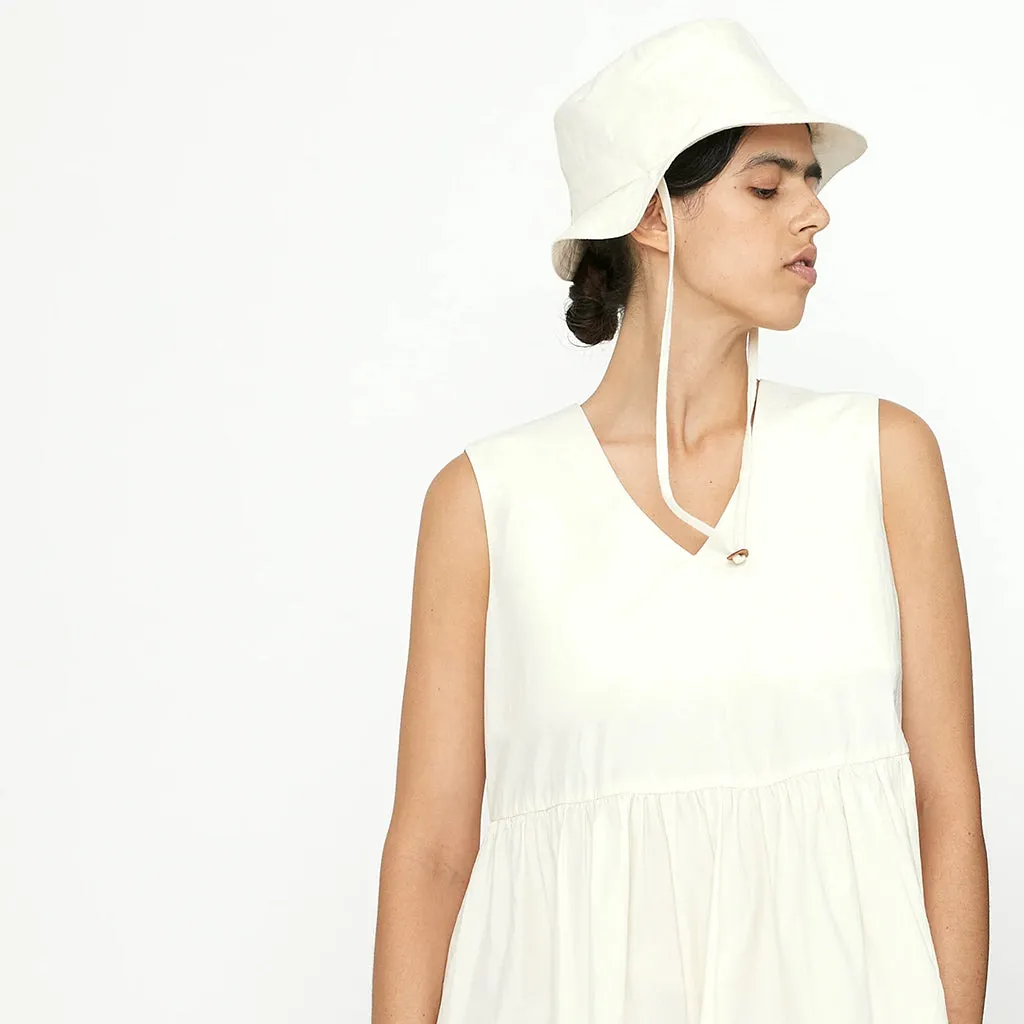 7115 By Szeki Woman Papery V-Neck Dress Off-White