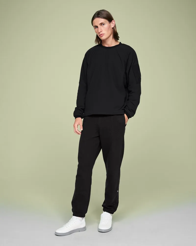 Black QC Studio Pullover | ME92-U9MR | On