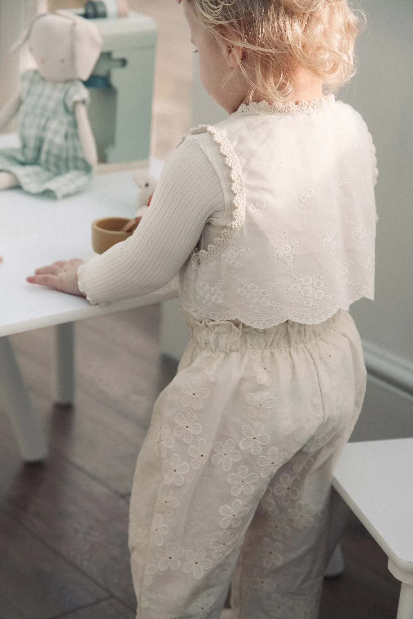 Cream Embroidered Lace Trim Vest