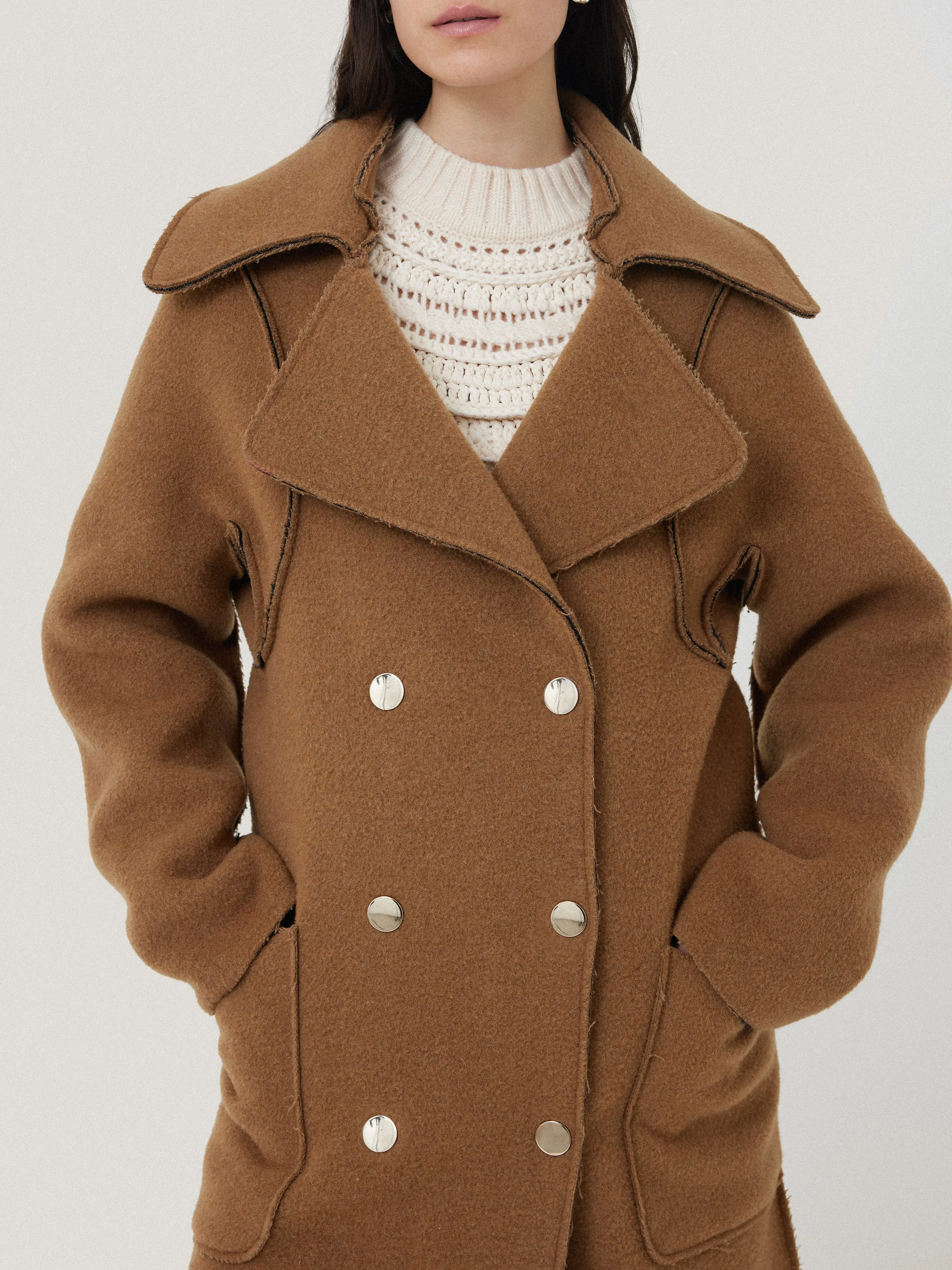 Italian Wool Raw Edge Coat | Camel