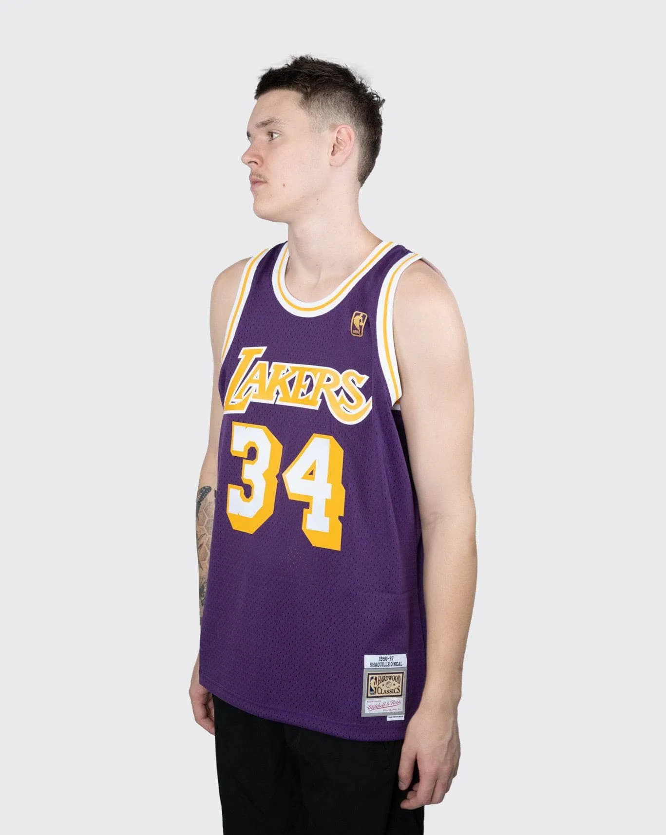 mitchell and ness lakers shaq swingman jersey