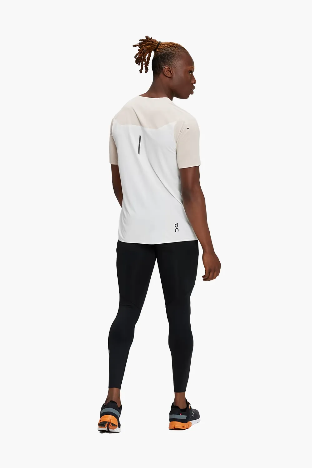 ON | Men's Performance-T in Pearl/Undyed-White