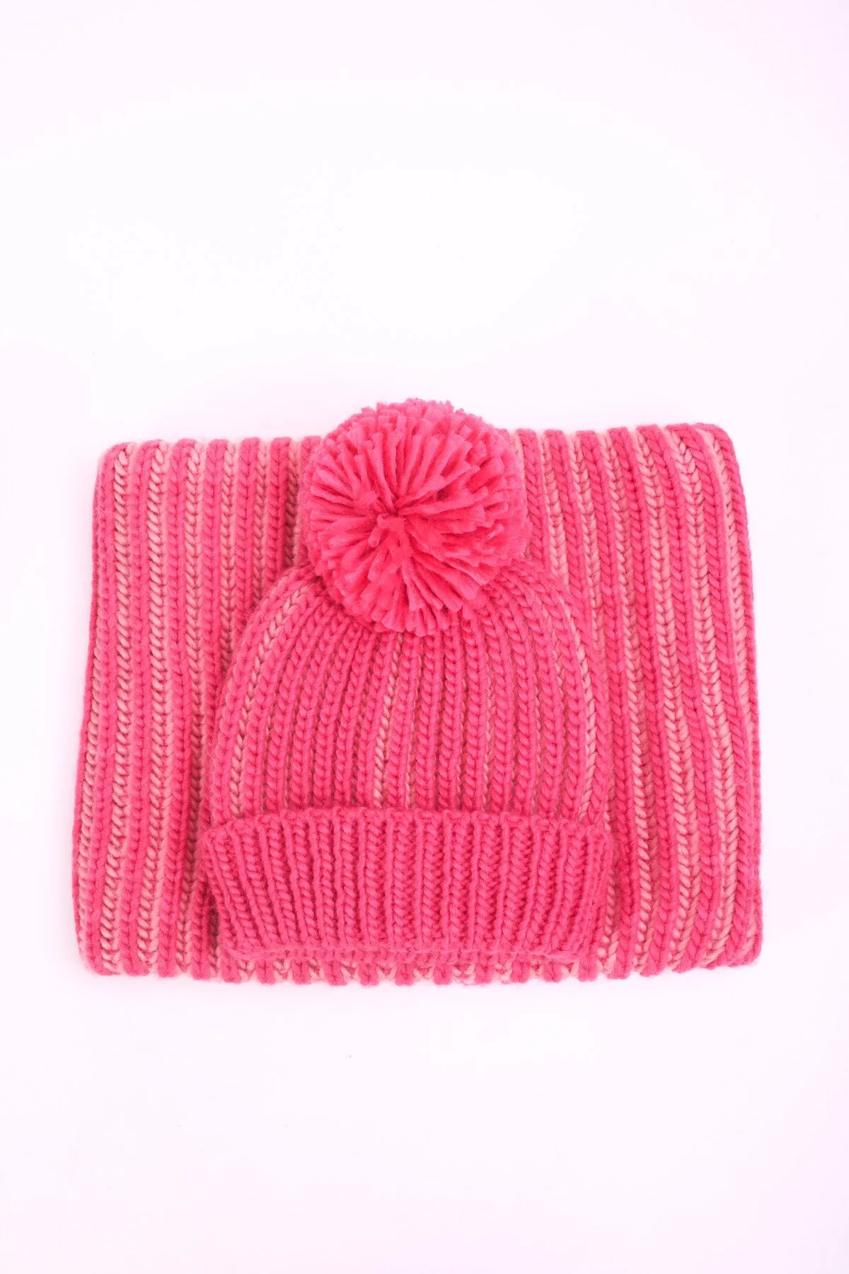 Pink Snood And Hat Boxed Gift Set