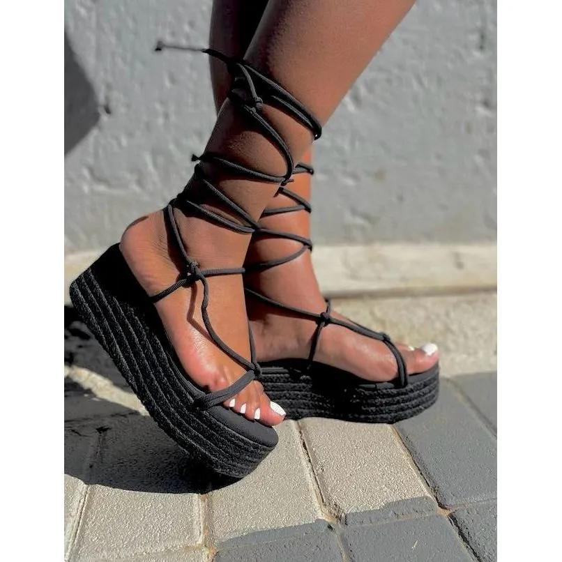 Tie Leg Design Wedge Sandals