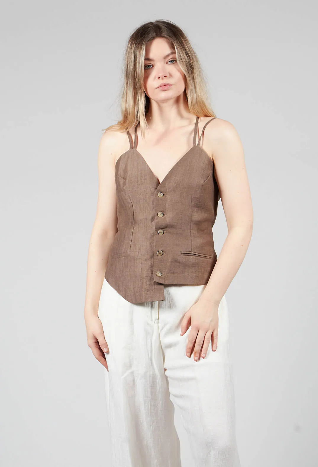 Top Vest Peressuti in Pecan